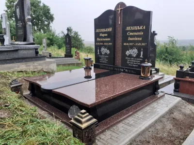 Виготовлення пам’ятників “Чесні пам’ятники” Чернівці — Виготовлення пам'ятників у Чернівцях, фото 2